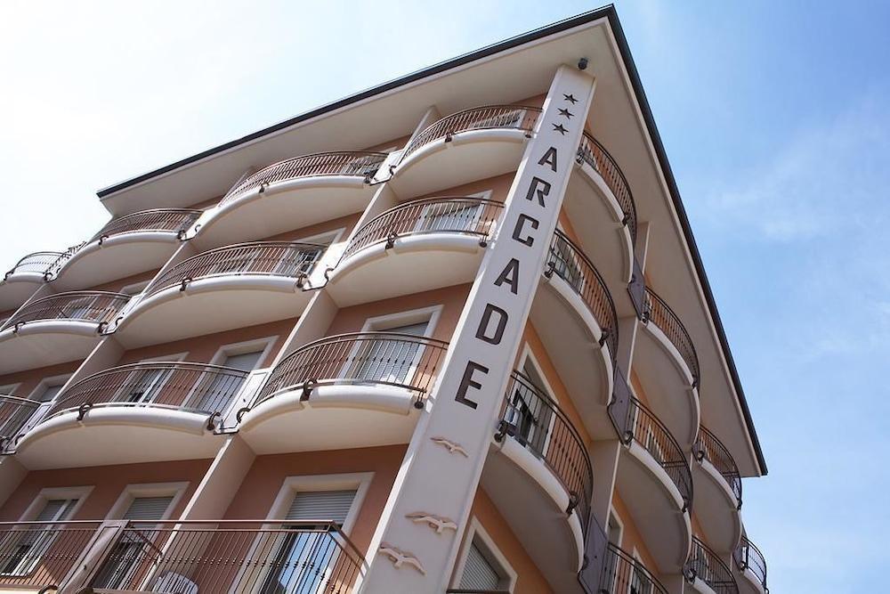 Hotel Arcade Rimini Luaran gambar
