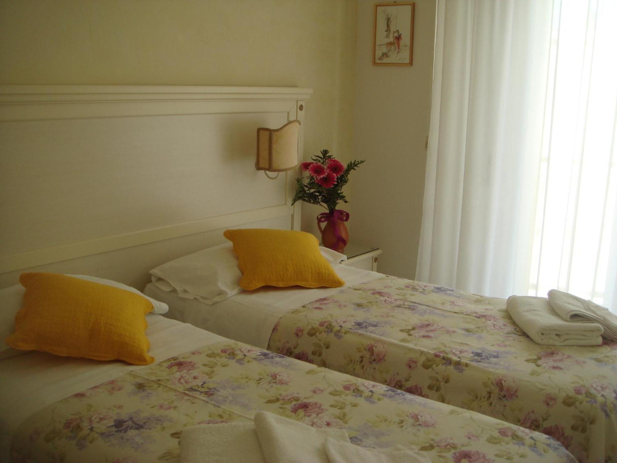 Hotel Arcade Rimini Luaran gambar