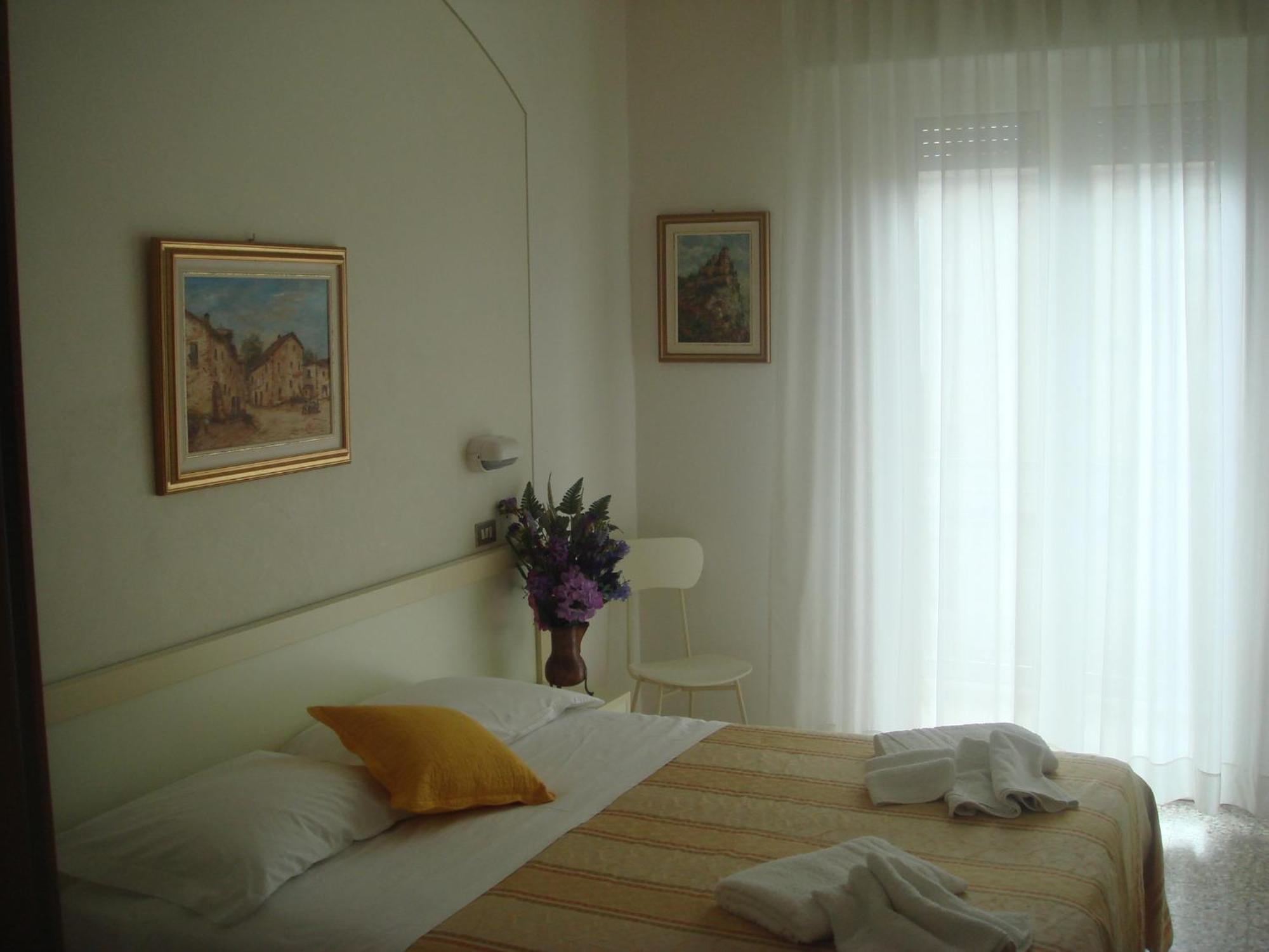 Hotel Arcade Rimini Luaran gambar